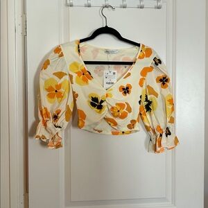 NWT Zara Floral Cropped Blouse with Puff Sleeves